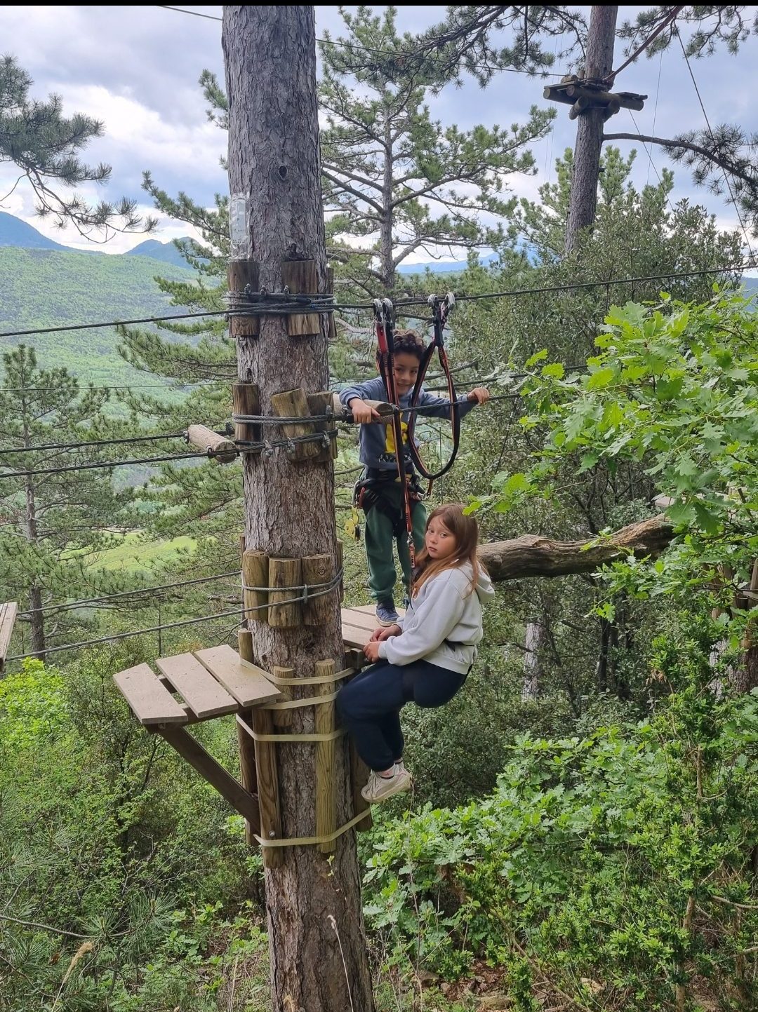 L'Aventure des Jeunes Héritiers ⚔️🌳 accrobranche de Nyons